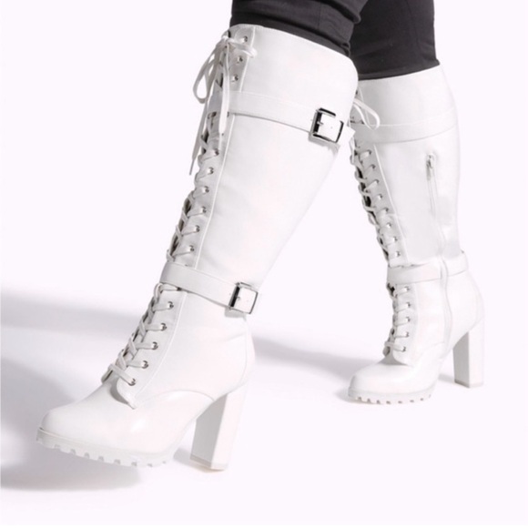 JustFab Shoes - Justfab Tall White heeled boot size 9